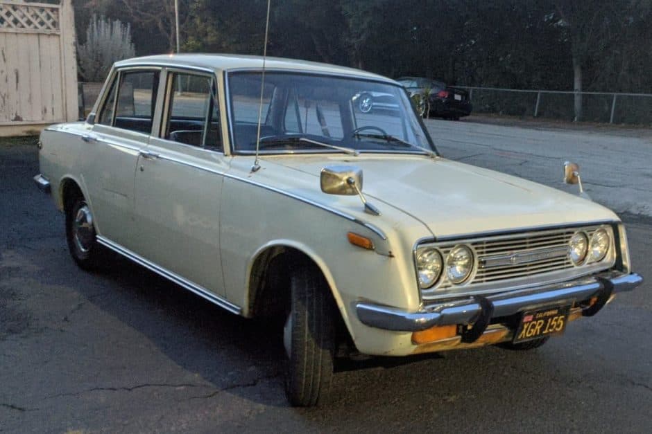 1968 Toyota Corona sold for $3,000