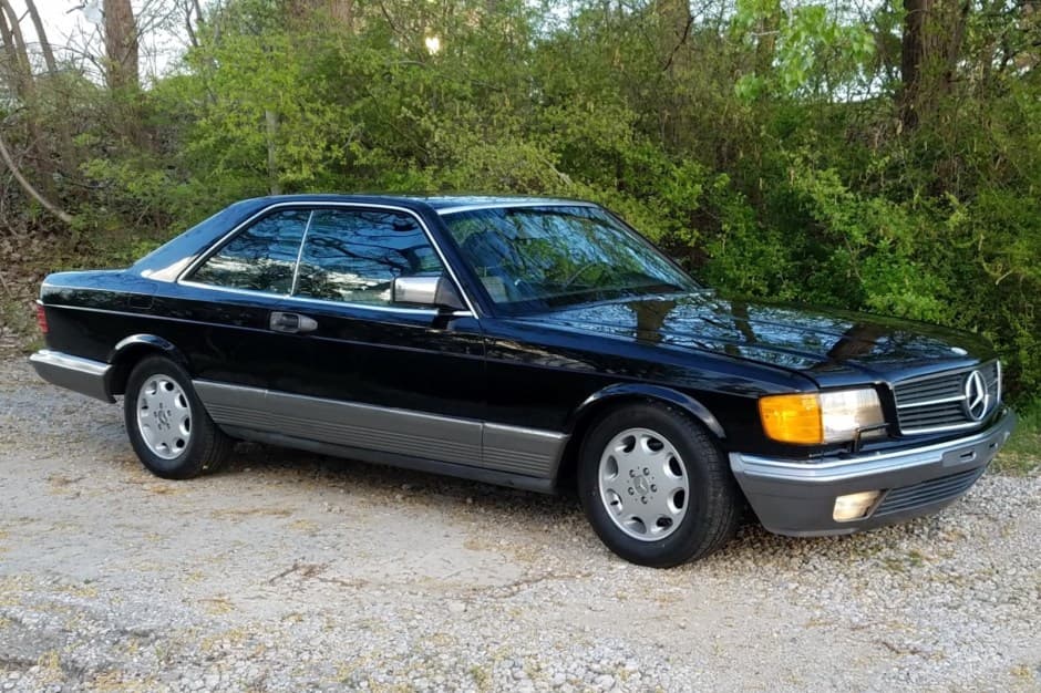 1984 Mercedes-Benz C126 sold for $7,877