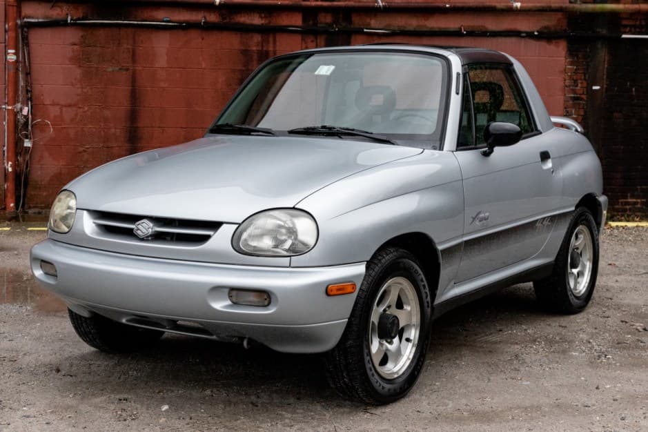 1997 Suzuki  sold for $11,500