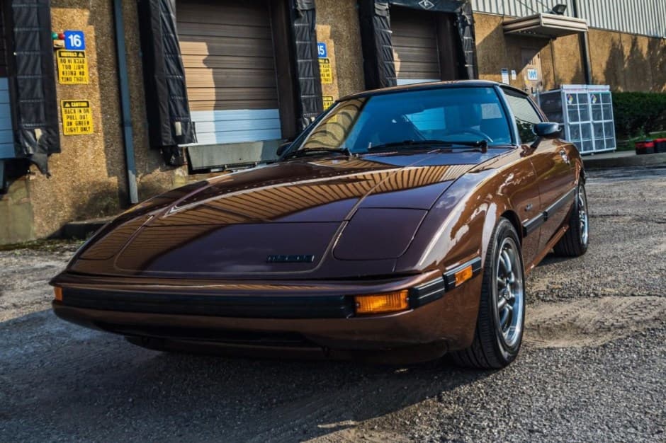 1983 Mazda RX-7 FB sold for $15,031