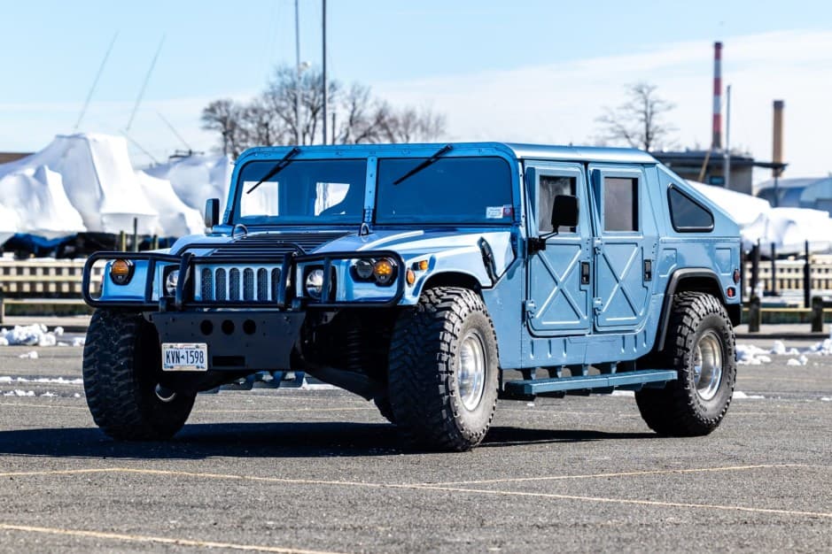 1987 Hummer HMMWV/Humvee sold for $29,500