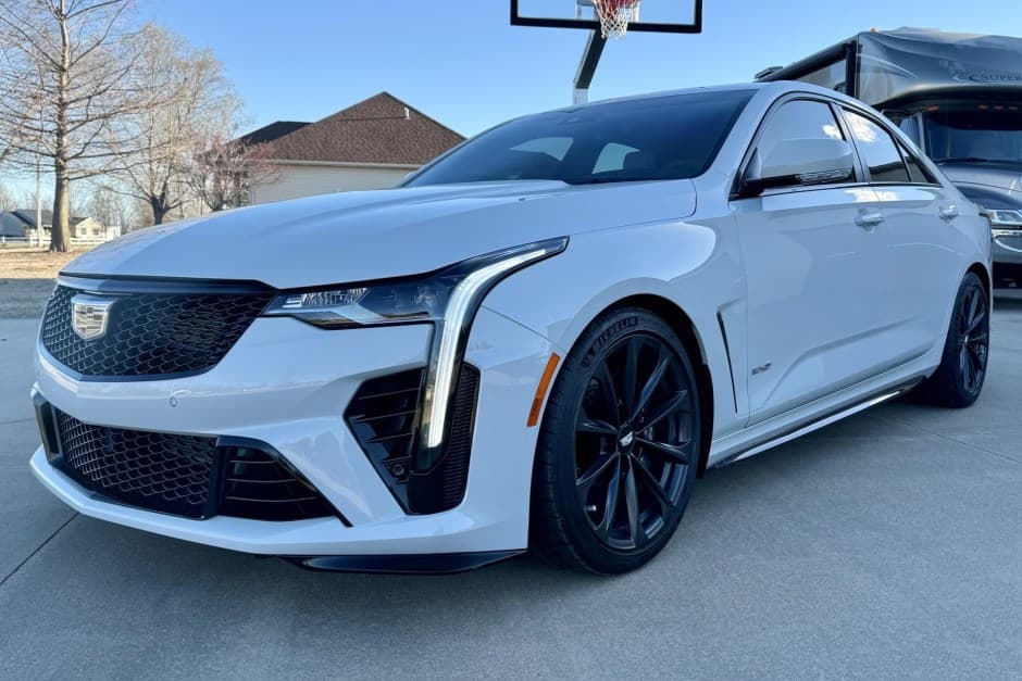 2023 Cadillac CT4 & CT4-V sold for $52,000