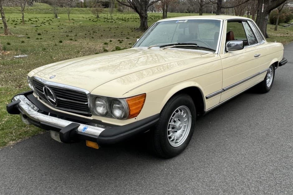 1979 Mercedes-Benz C107 SLC sold for $13,600