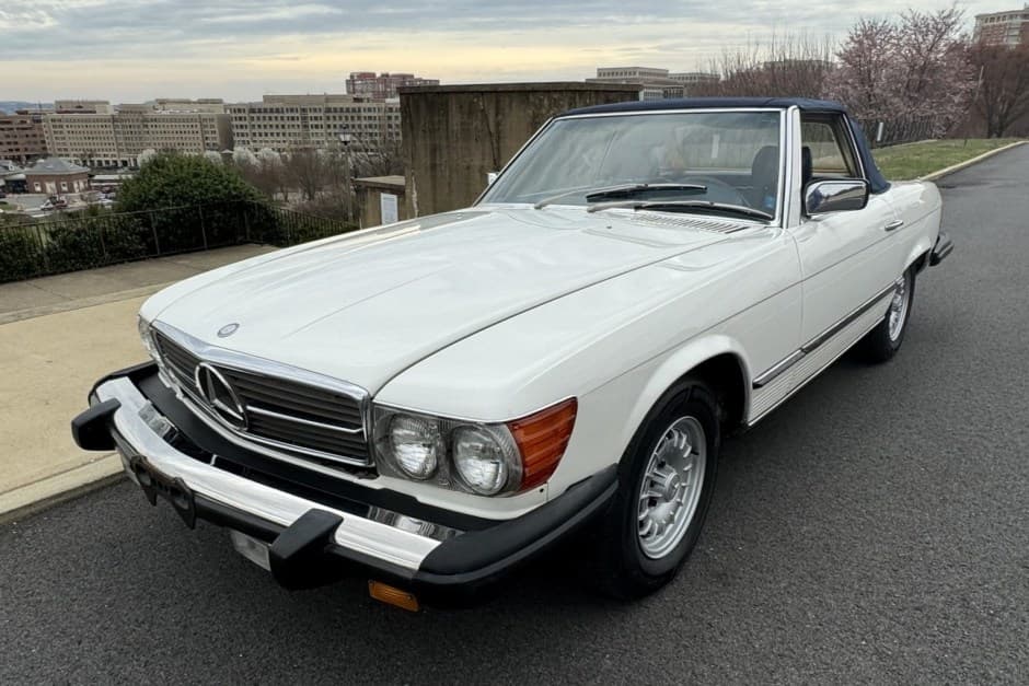 1983 Mercedes-Benz R107 SL sold for $8,000