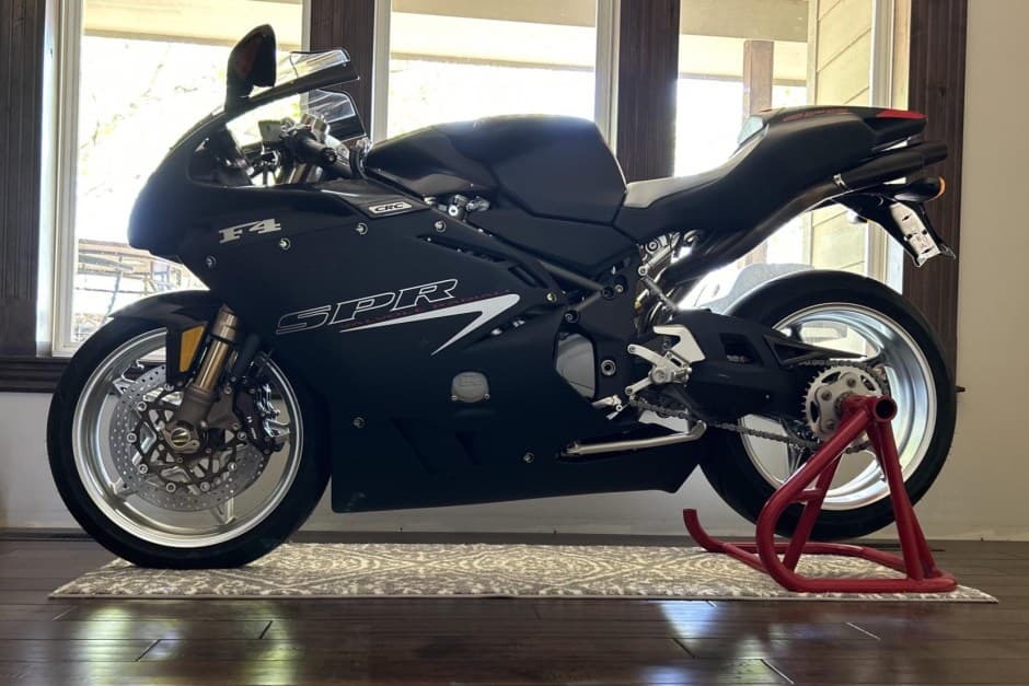 2004 MV Agusta F4 sold for $10,250