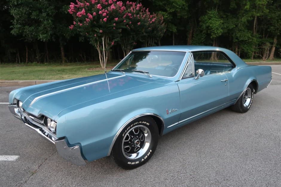 1967 Oldsmobile Cutlass sold for $25,500