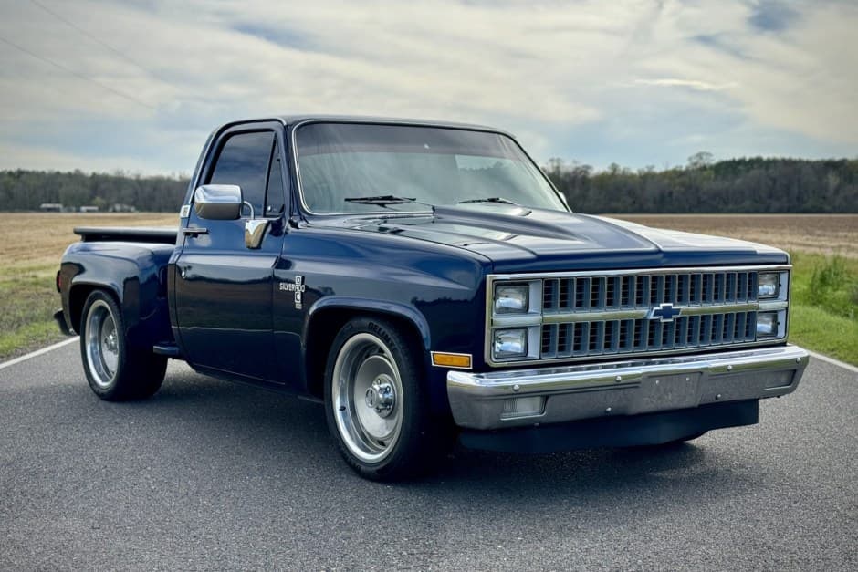 1982 Chevrolet C/K (1973-1991) sold for $19,777