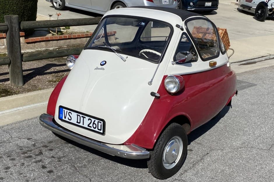 1956 BMW Isetta sold for $24,000