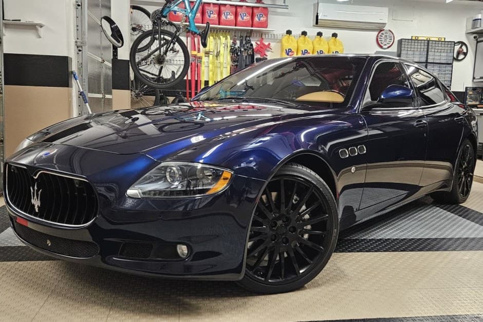 2013 Maserati Quattroporte sold for $23,000