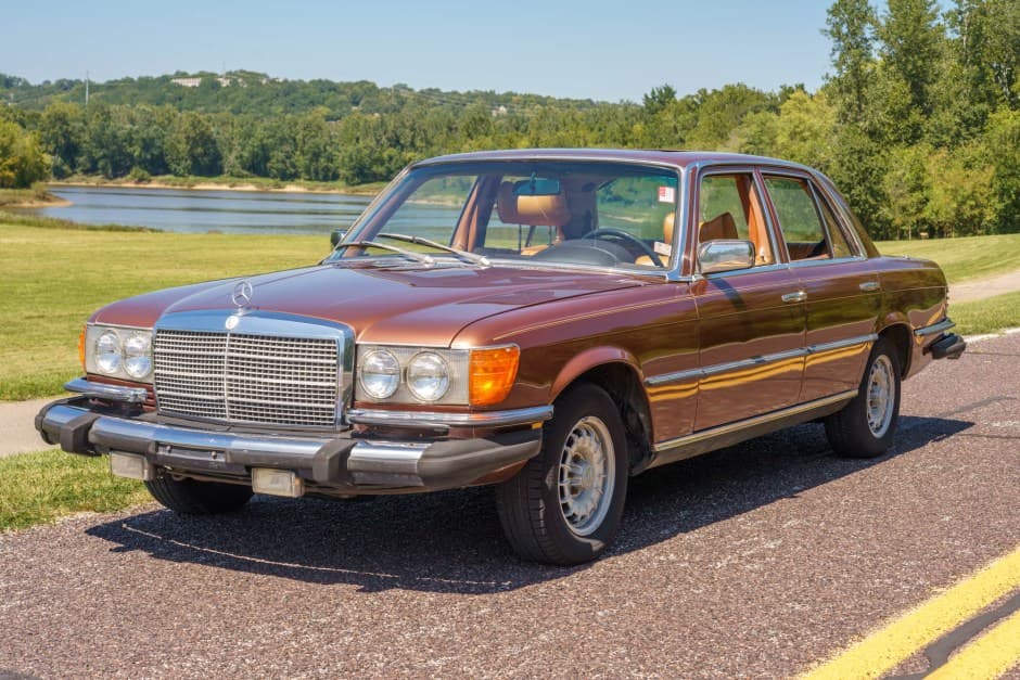 1979 Mercedes-Benz W116 S-Class sold for $4,400