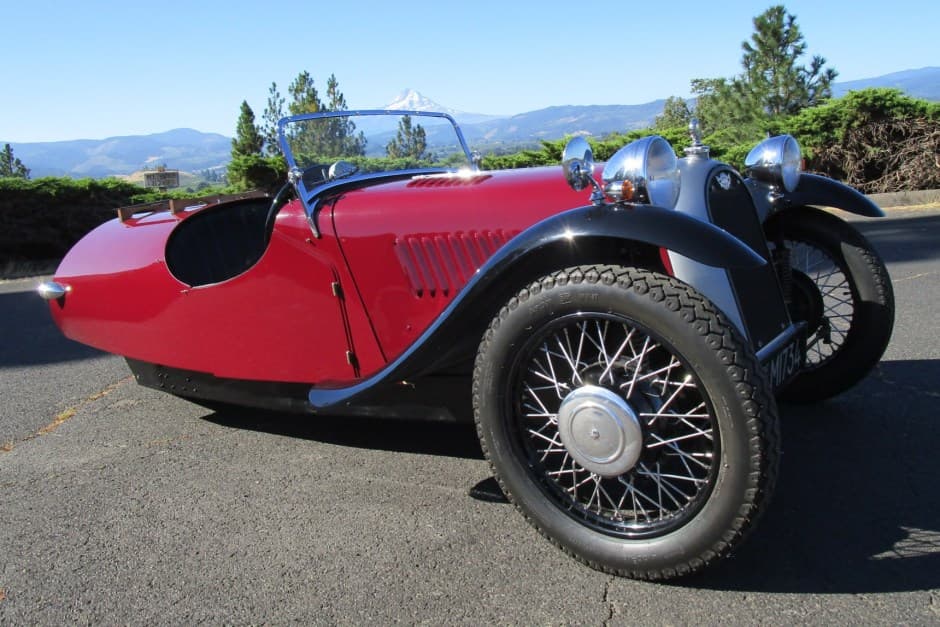 1952 Morgan 3-Wheeler sold for $26,000