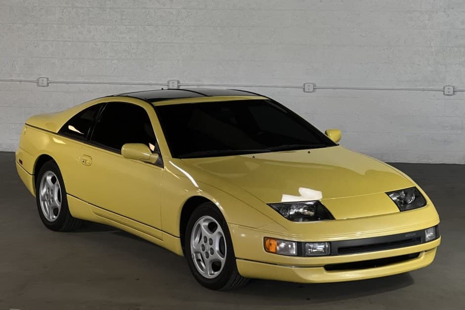 1990 Nissan Z32 300ZX sold for $21,759