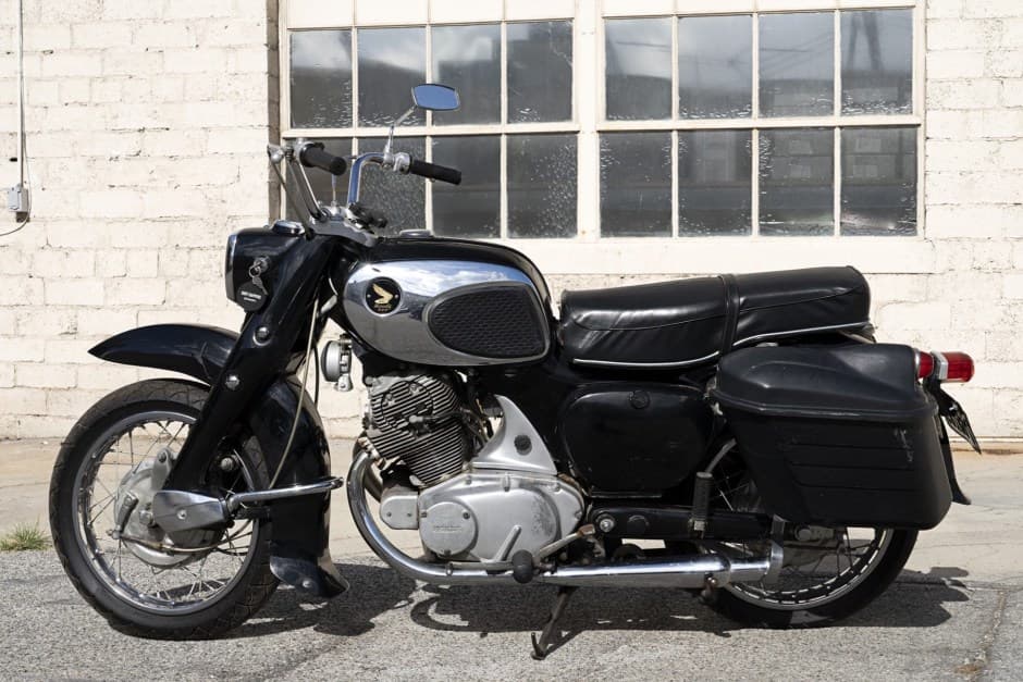 1964 Honda Dream, CB77 Super Hawk, & CL77 Scrambler sold for $3,105
