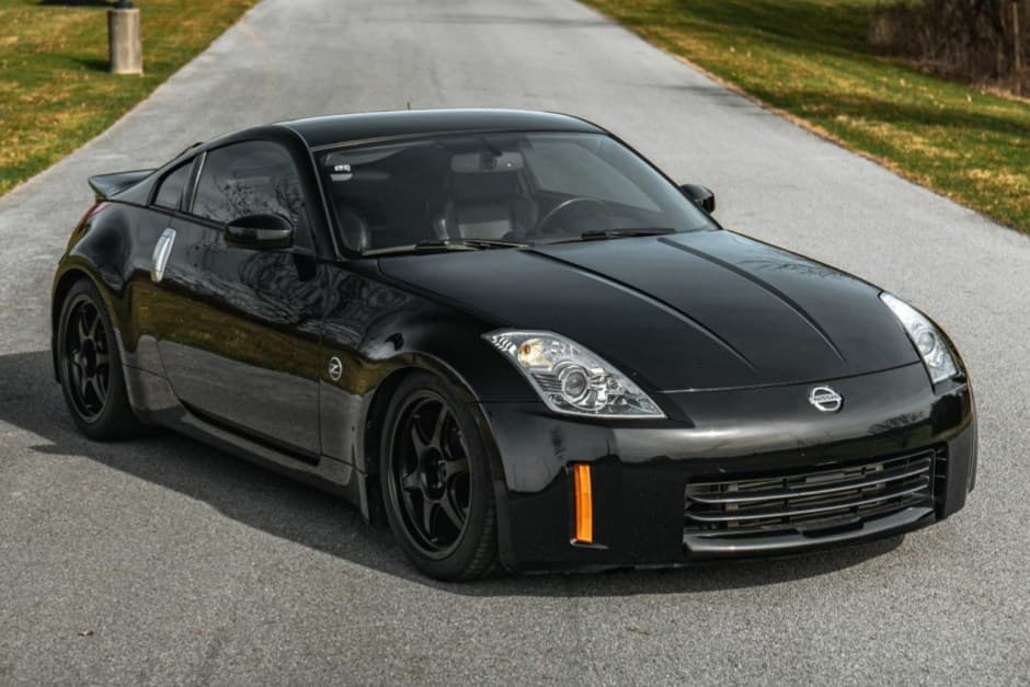 2006 Nissan 350Z sold for $19,154