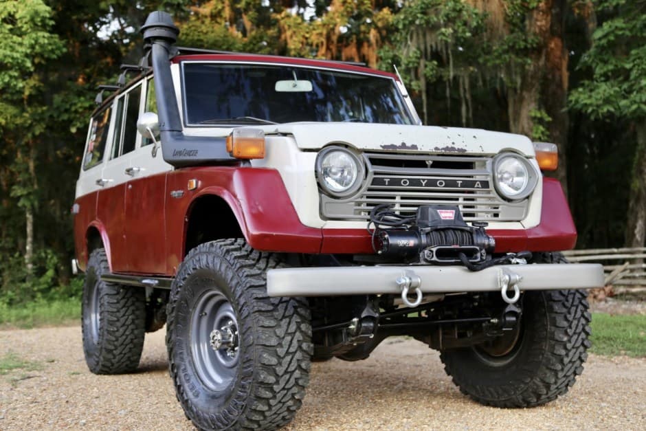 1977 Toyota Land Cruiser FJ55 sold for $52,500