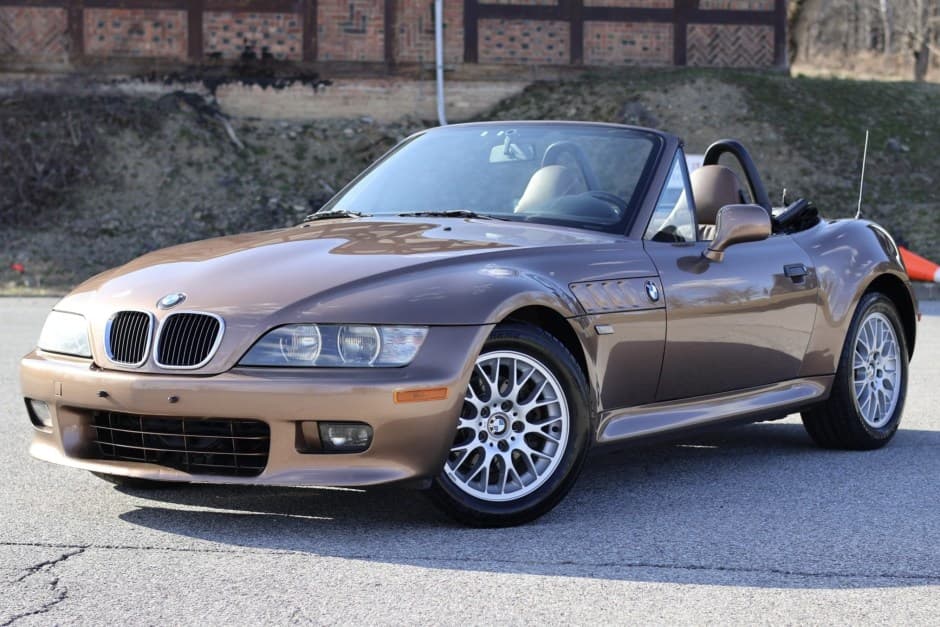 2000 BMW Z3 sold for $9,000