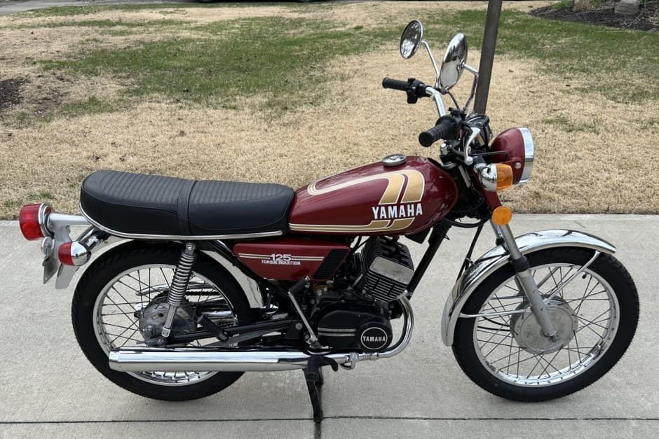 1975 Yamaha RD sold for $2,900