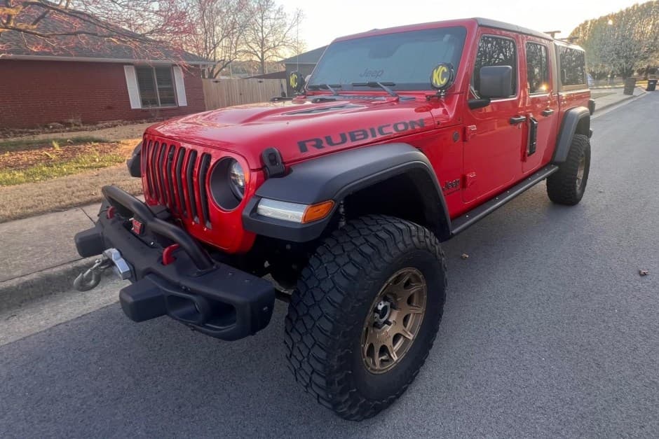 2020 Jeep Pickup sold for $34,000