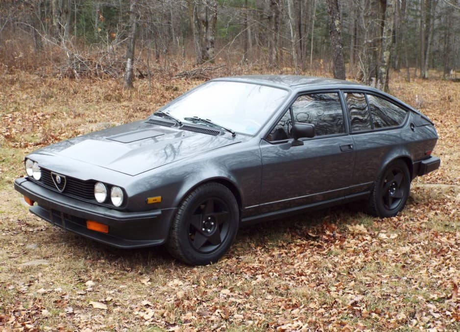 1981 Alfa Romeo GTV6 sold for $13,500