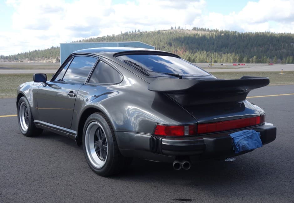 1989 Porsche 930 Turbo sold for $142,000