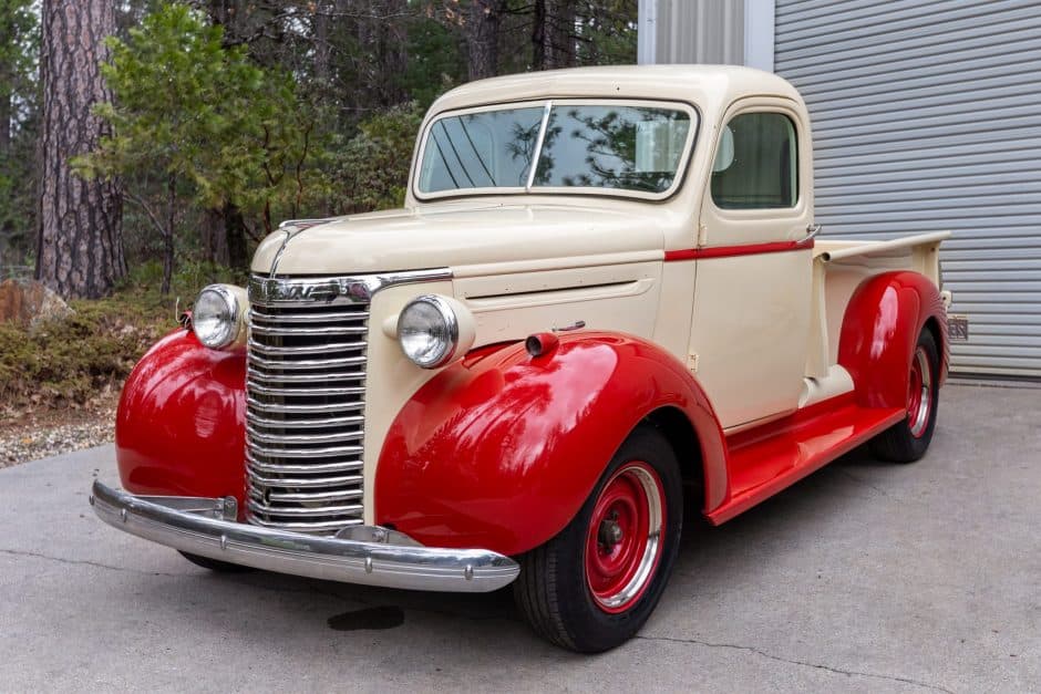 1940 Chevrolet Pickup (1933-1940) sold for $18,000