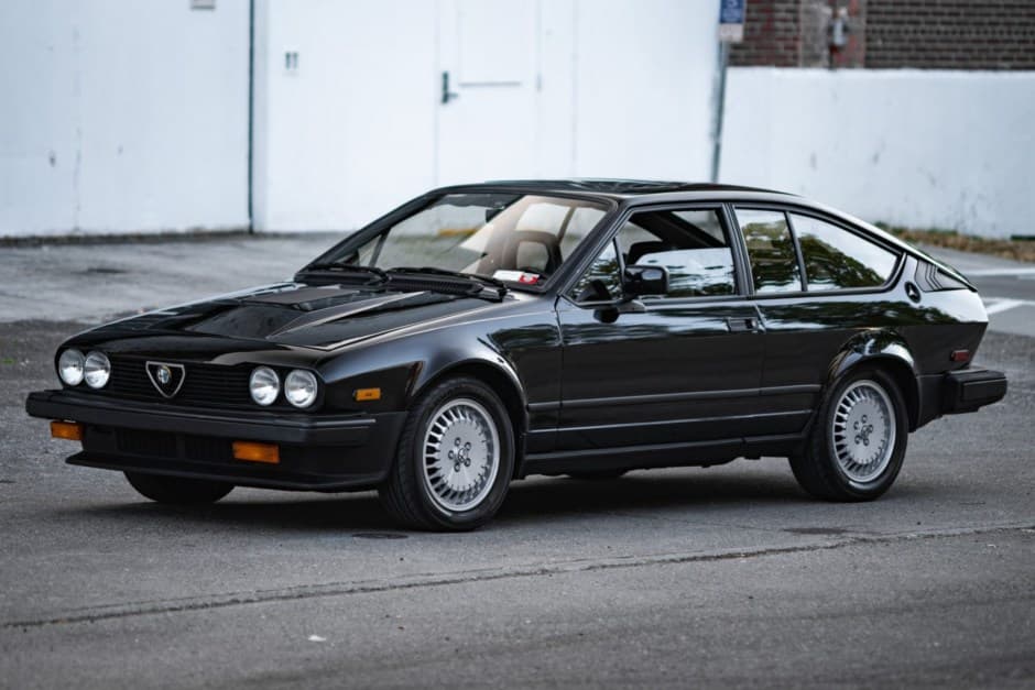 1986 Alfa Romeo GTV6 sold for $14,286