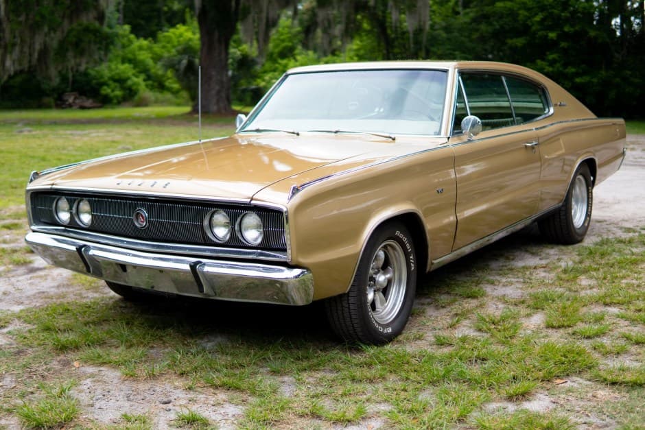 1967 Dodge Charger sold for $19,250
