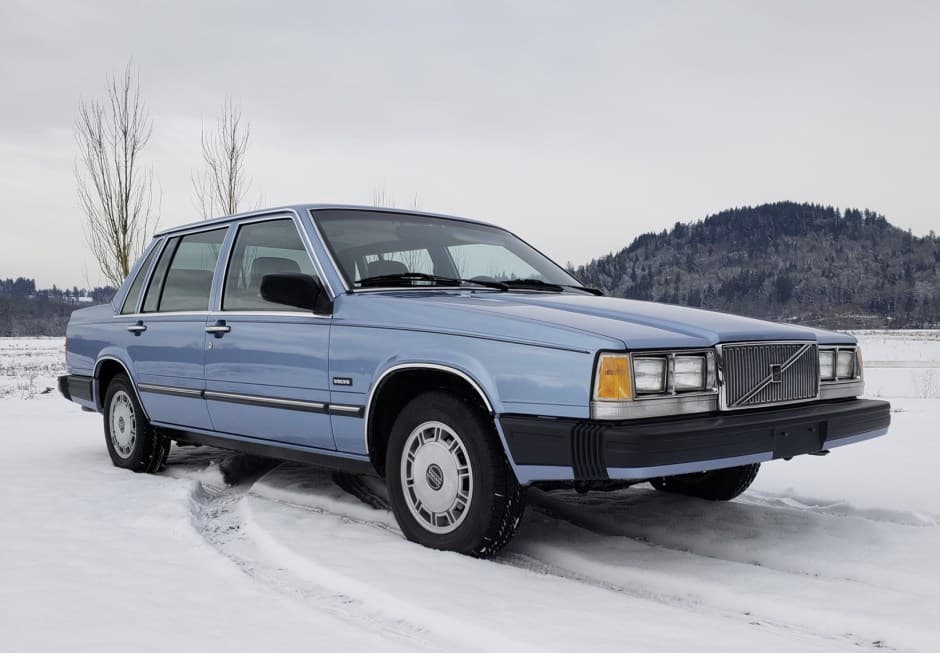 1987 Volvo 700-Series sold for $5,250