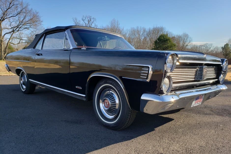 1967 Mercury Comet sold for $12,750