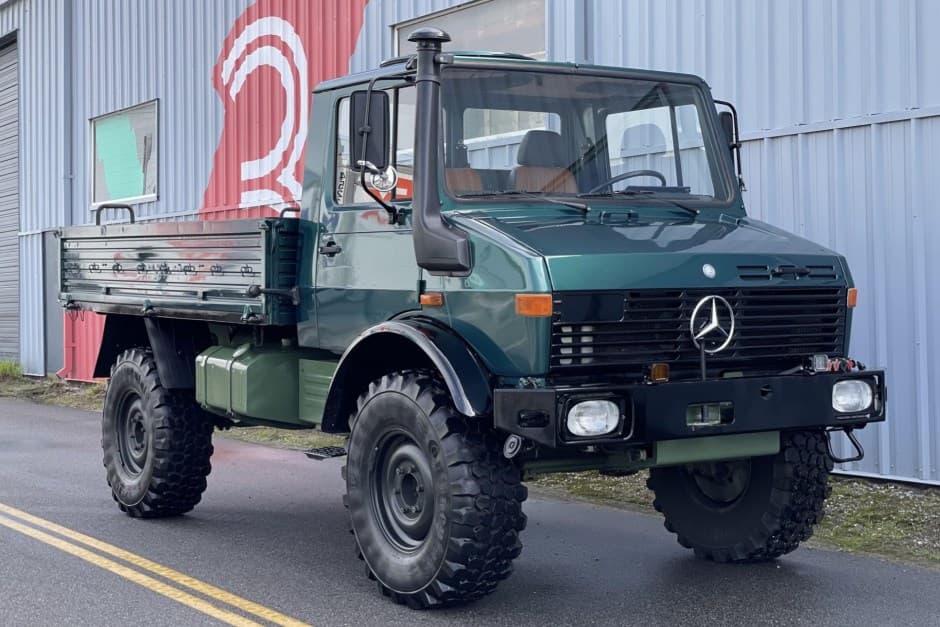 1985 Mercedes-Benz Unimog sold for $65,000