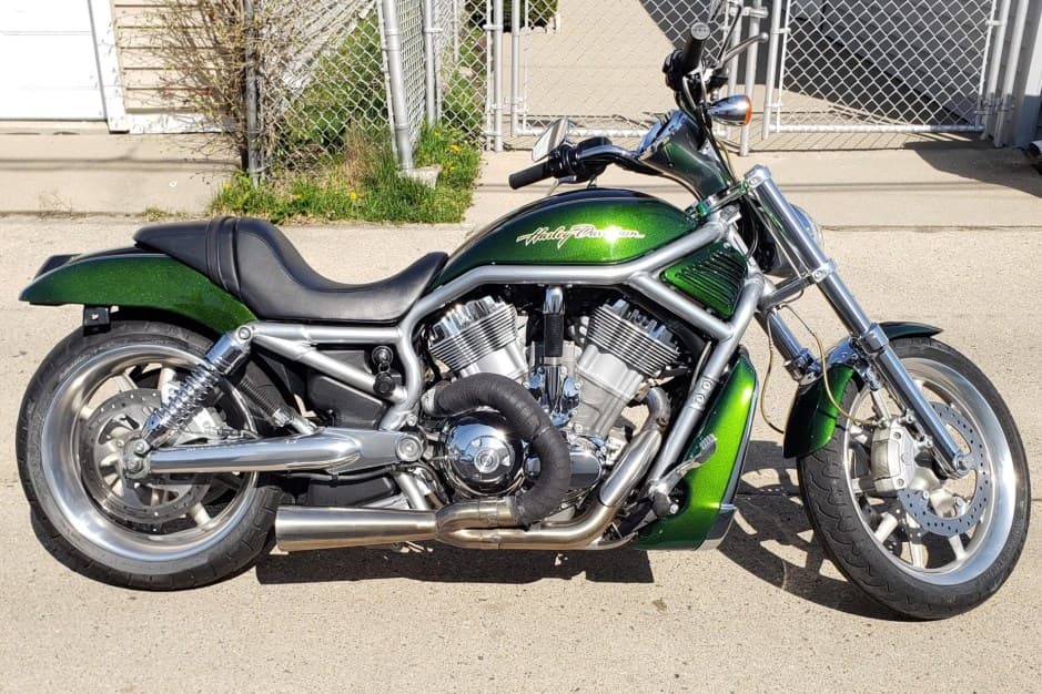 2006 Harley-Davidson V-Rod sold for $7,200