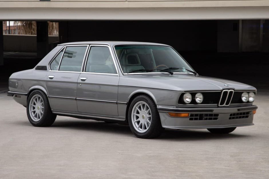 1977 BMW E12 5-Series sold for $22,780