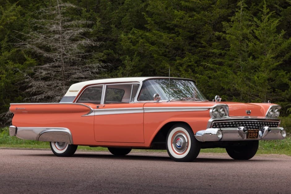 1959 Ford Galaxie sold for $20,000