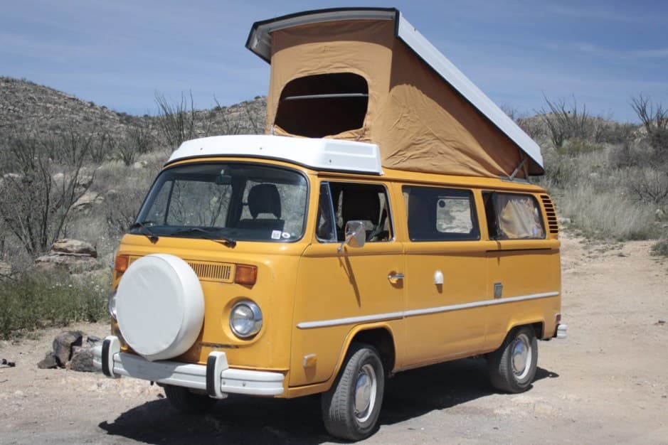 1976 Volkswagen Bay-Window Camper sold for $18,000