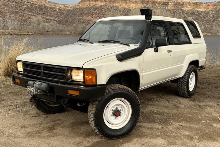 1988 Toyota 4Runner (N60) sold for $14,258