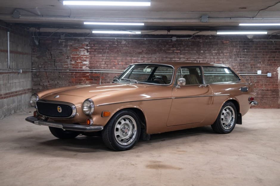 1972 Volvo 1800ES sold for $18,100