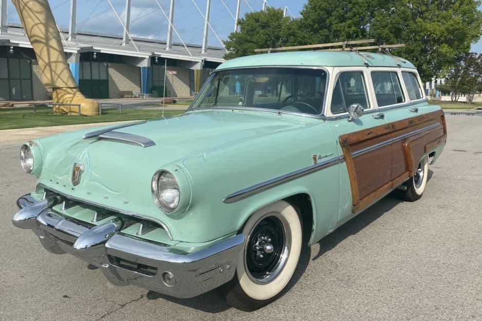 1953 Mercury Monterey sold for $14,500
