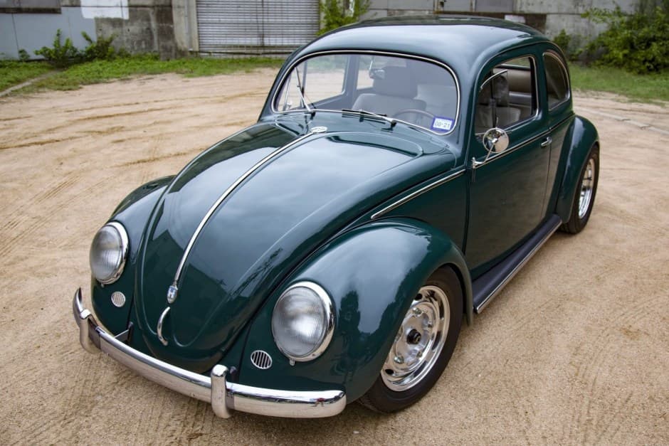 1954 Volkswagen Beetle (Oval Window) sold for $20,500