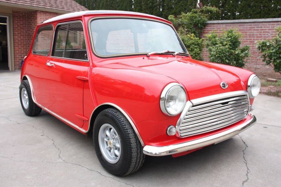 1969 Mini Mk I-III Cooper sold for $30,000