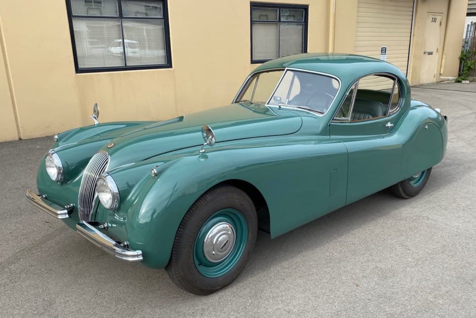 1954 Jaguar XK120 sold for $58,500