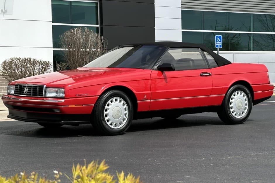 1993 Cadillac Allanté sold for $35,250