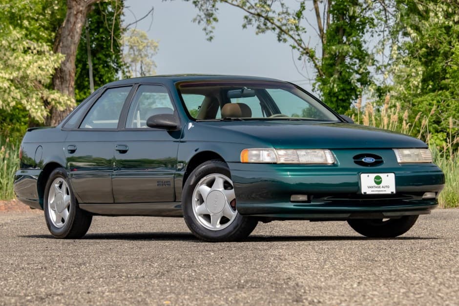 1995 Ford Taurus SHO sold for $11,750