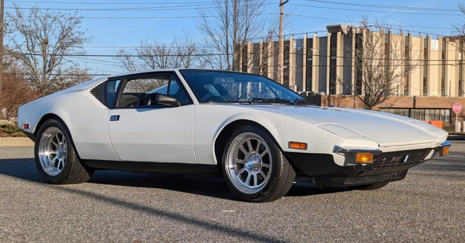 1972 DeTomaso Pantera sold for $60,044