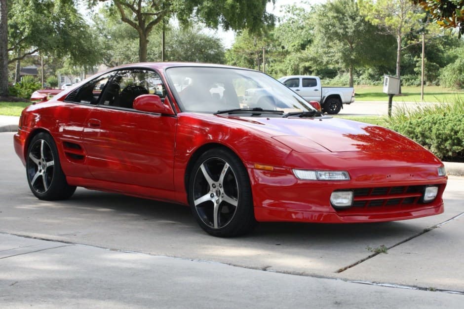 1994 Toyota SW20 MR2 sold for $21,800