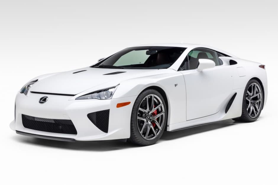 2012 Lexus LFA sold for $903,111