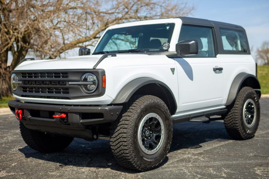 2022 Ford Bronco U725 sold for $35,750