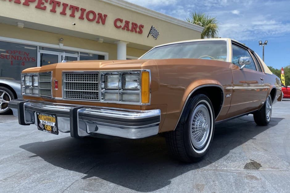 1978 Oldsmobile 88 sold for $9,988