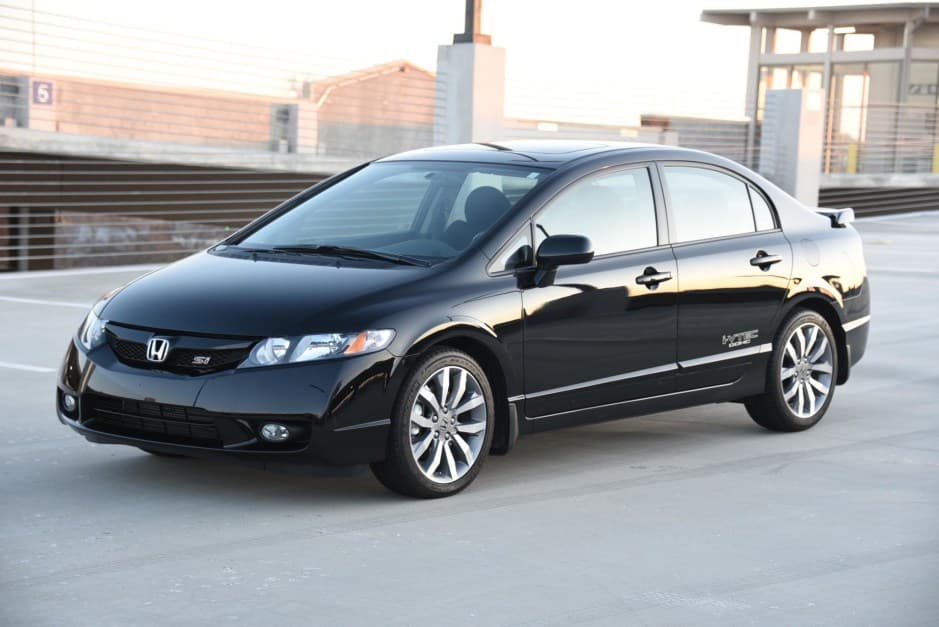 2009 Honda Civic Si sold for $16,000