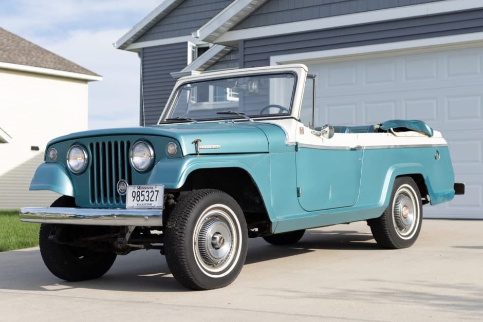 1967 Jeep Jeepster Commando sold for $18,500