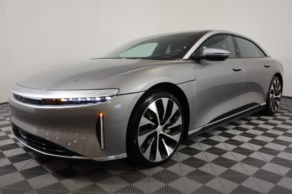 2022 Lucid Air sold for $100,000